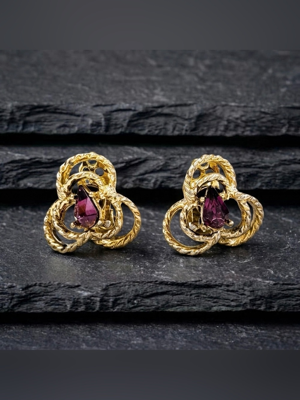 Vintage 50s Amethyst Glass Teardrop Regency Gold Tone Rope Loop Clip On Earrings